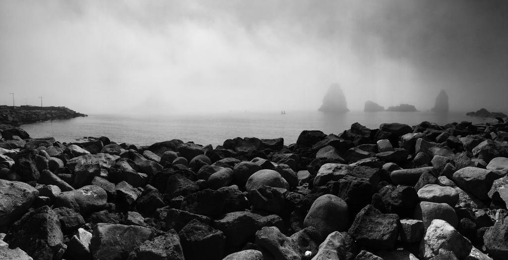 La Scivola Rooms Aci Castello Dış mekan fotoğraf